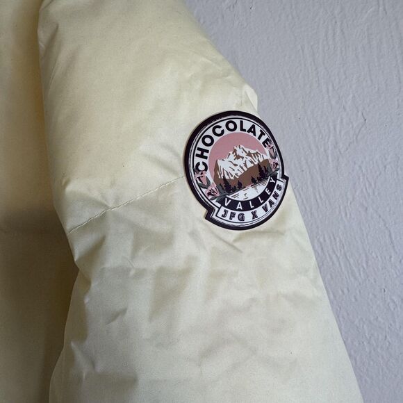 JFG x Vans Jacket Mens Small Yellow Puffer Chocolate Valley Resort Collab Patch - Picture 3 of 11